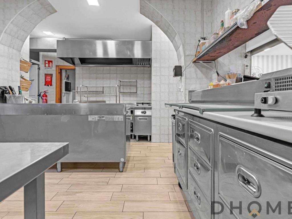 negozio in vendita a Meda