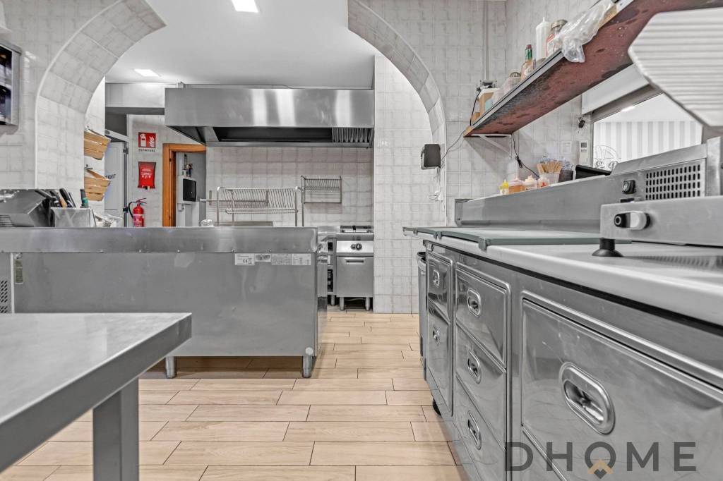 negozio in vendita a Meda