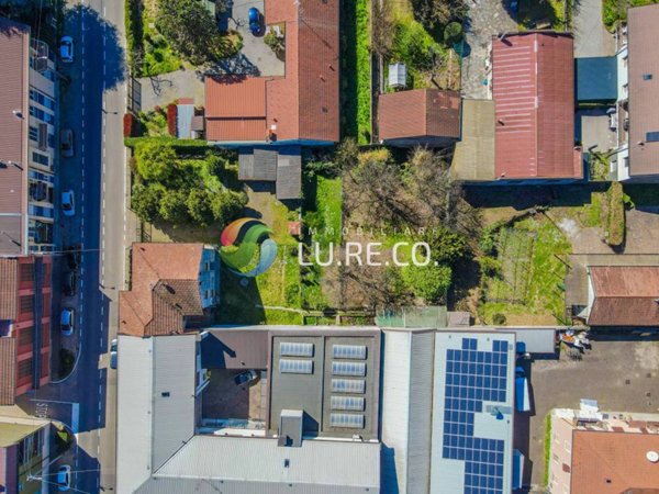 casa indipendente in vendita a Meda