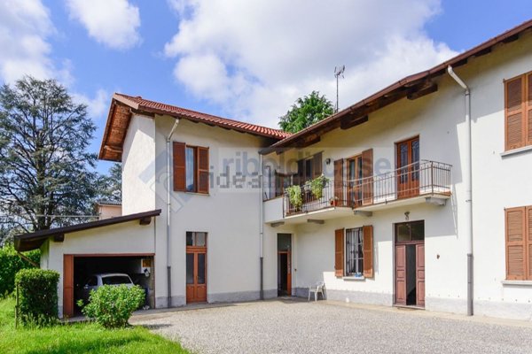 casa indipendente in vendita a Meda