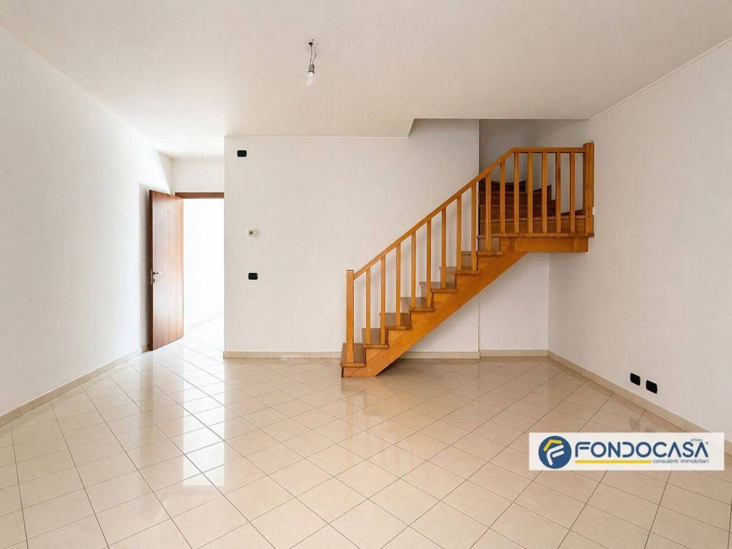 casa indipendente in vendita a Meda