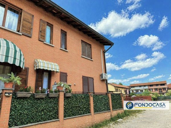 casa indipendente in vendita a Meda