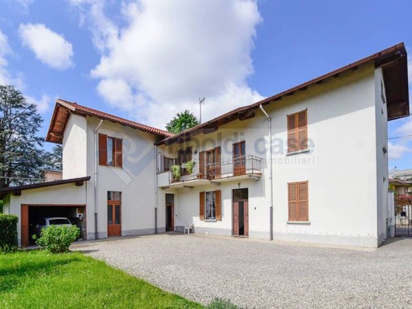 casa indipendente in vendita a Meda