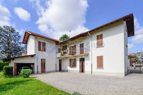 casa indipendente in vendita a Meda