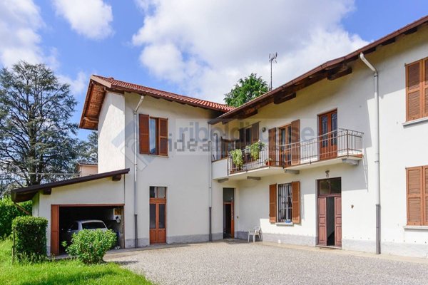 casa indipendente in vendita a Meda