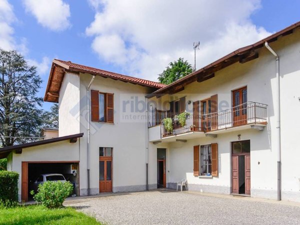 casa indipendente in vendita a Meda