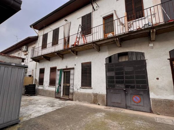 casa indipendente in vendita a Meda