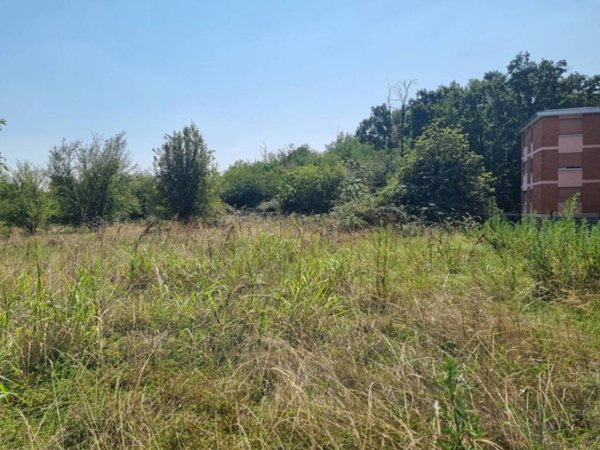 terreno edificabile in vendita a Meda