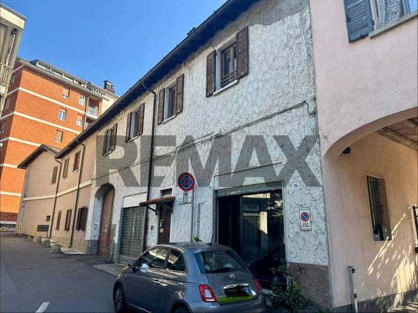 casa indipendente in vendita a Meda