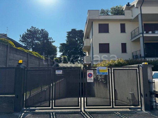 box auto in vendita a Meda