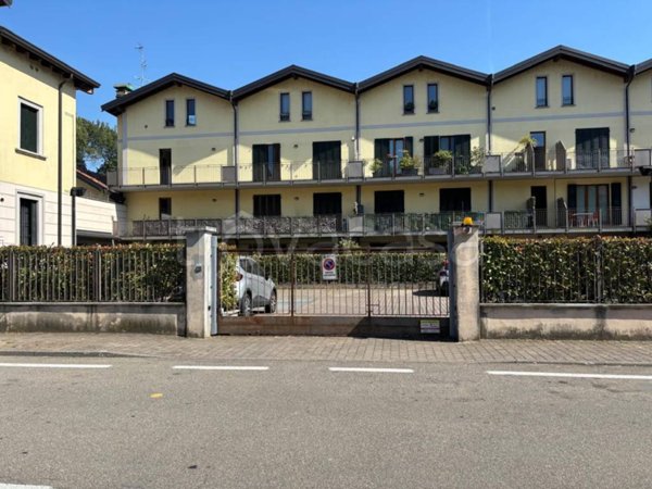 box auto in vendita a Meda