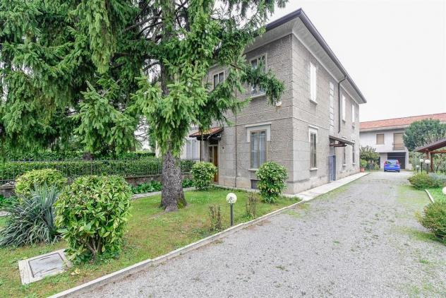 casa indipendente in vendita a Meda