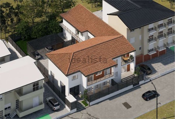 casa indipendente in vendita a Meda