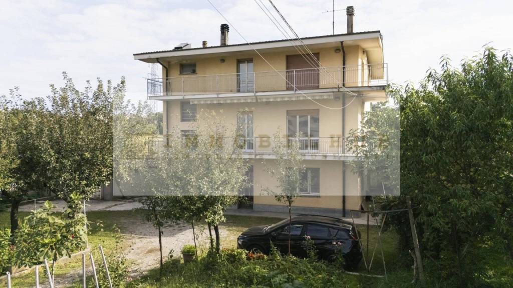 casa indipendente in vendita a Meda