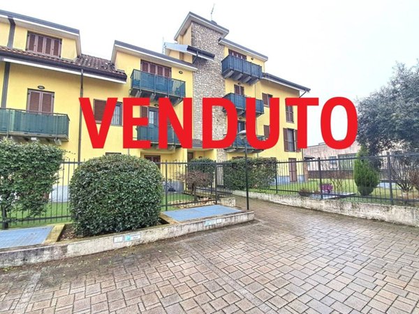 appartamento in vendita a Mezzago
