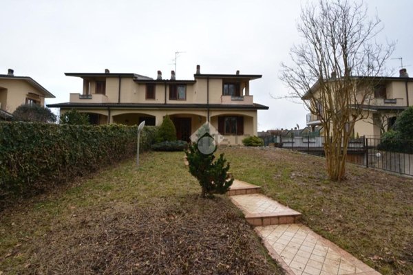 casa indipendente in vendita a Mezzago