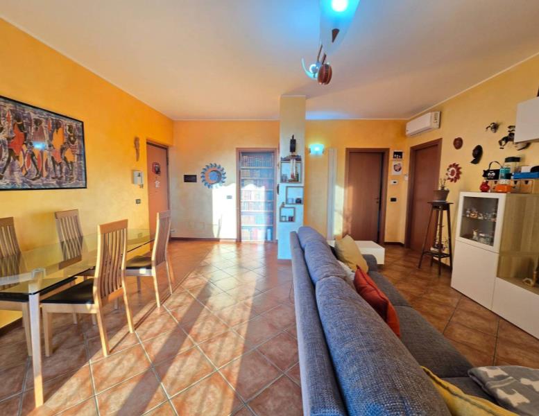 appartamento in vendita a Mezzago