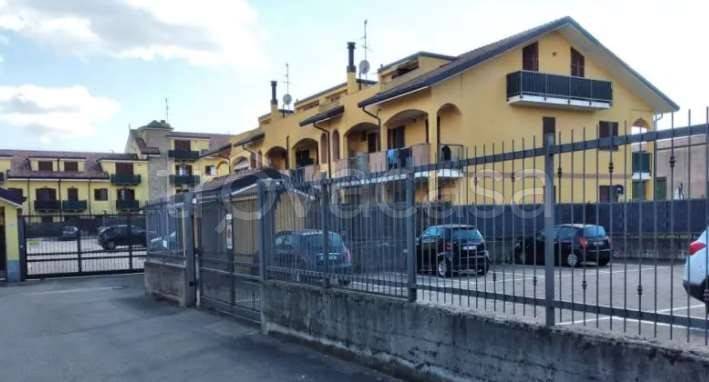 appartamento in vendita a Mezzago