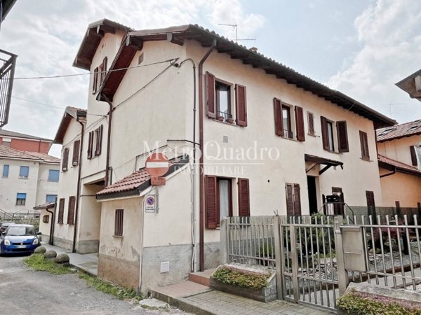 appartamento in vendita a Mezzago