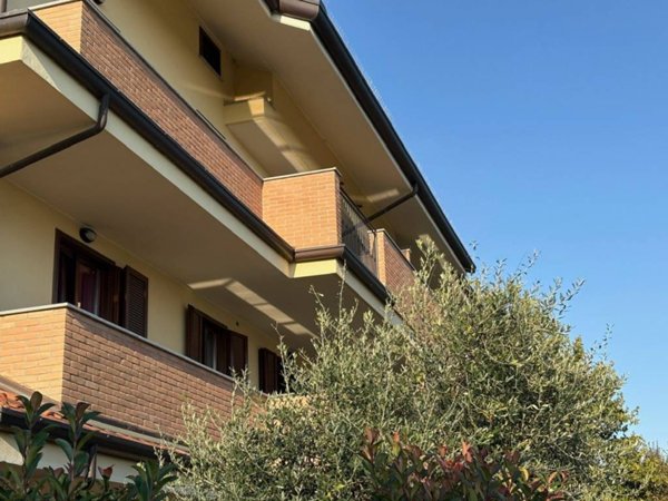 appartamento in vendita a Mezzago