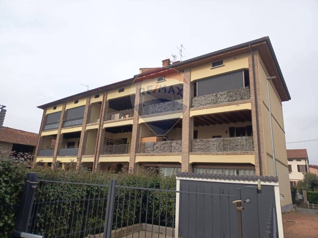 appartamento in vendita a Mezzago