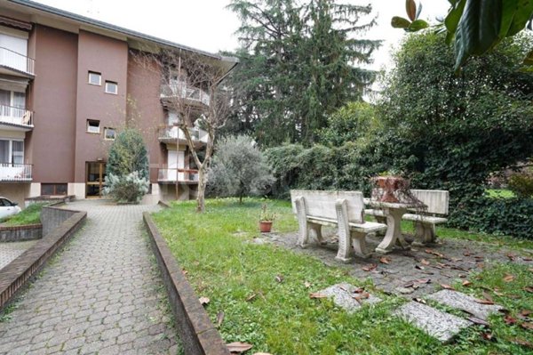 appartamento in vendita a Mezzago