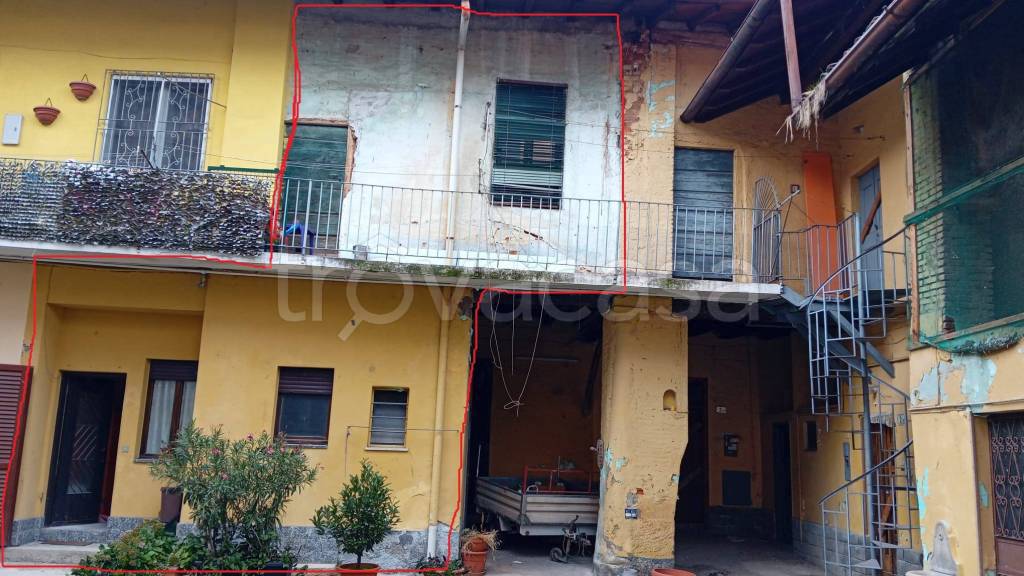 appartamento in vendita a Mezzago