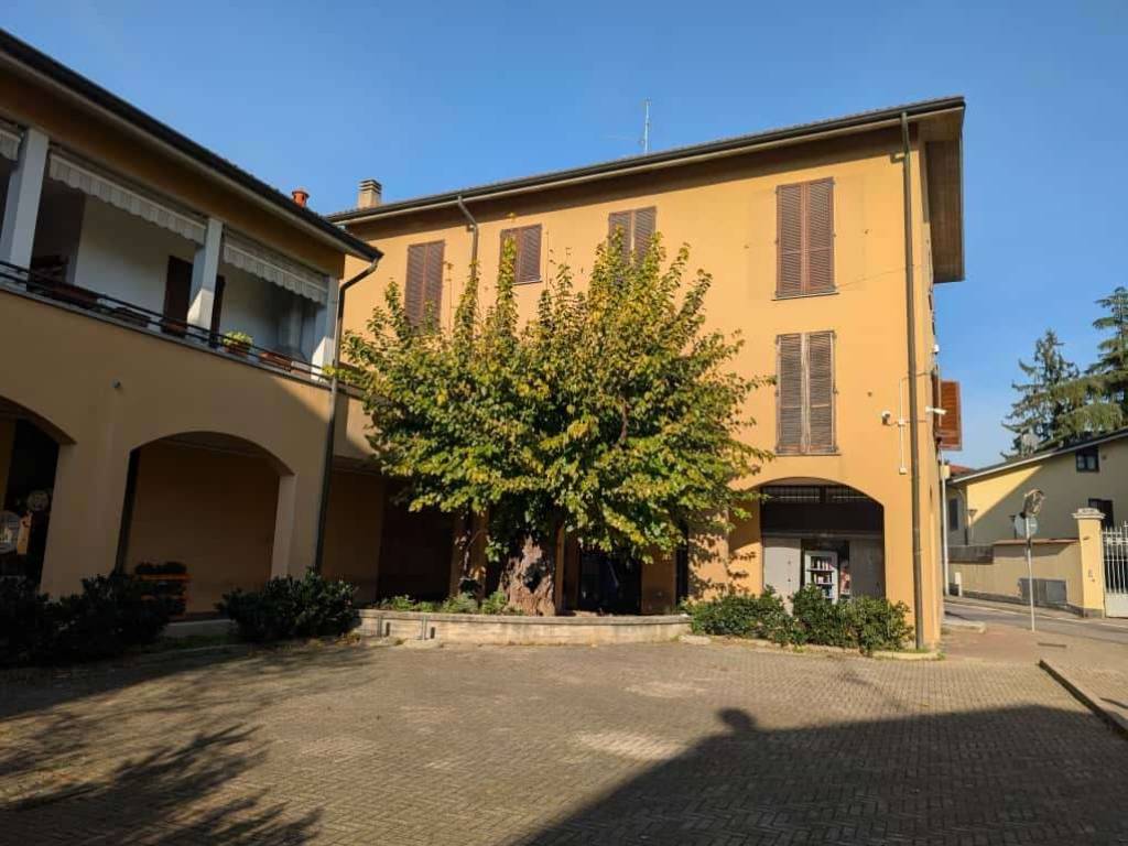 appartamento in vendita a Mezzago