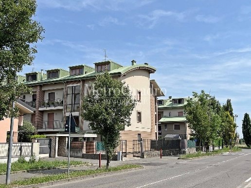 appartamento in vendita a Mezzago