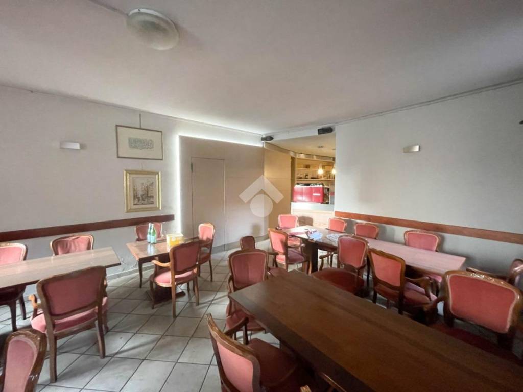 negozio in vendita a Mezzago