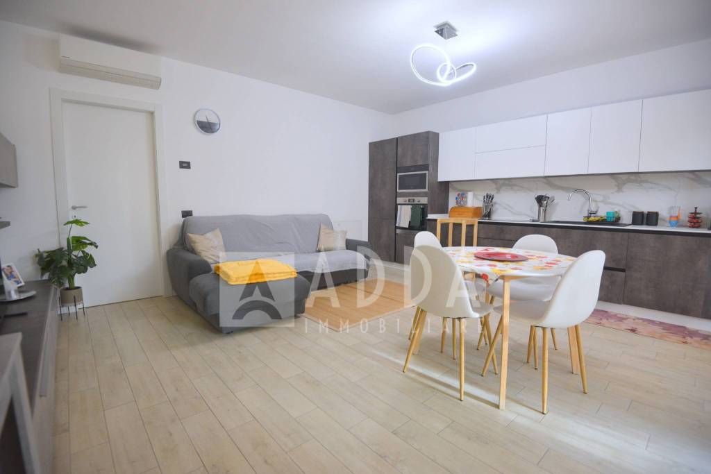 appartamento in vendita a Mezzago