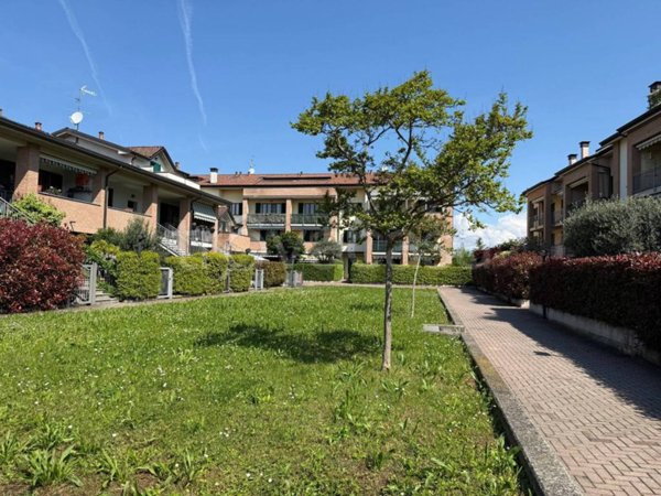 appartamento in vendita a Mezzago