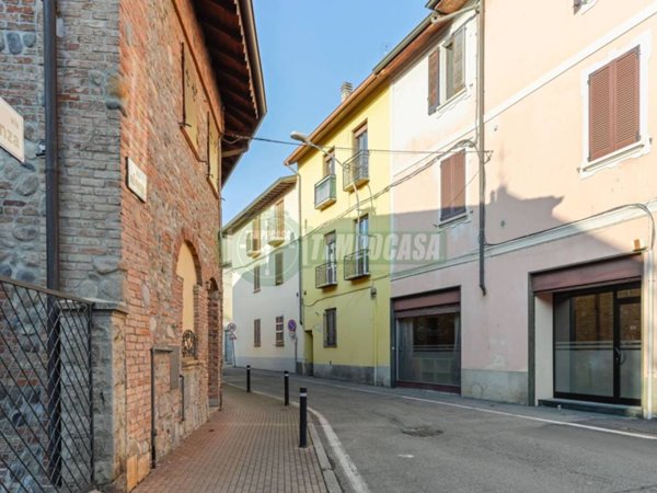 appartamento in vendita a Mezzago