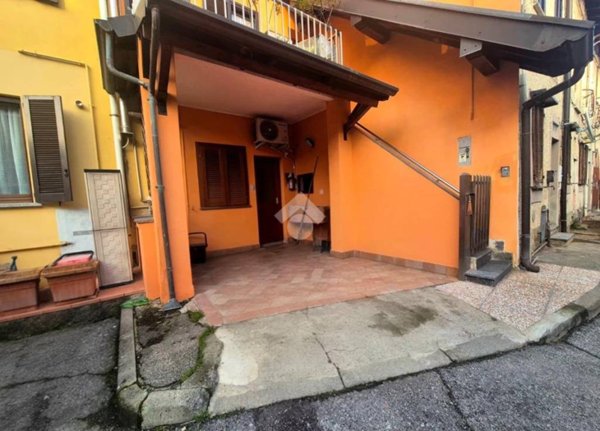 appartamento in vendita a Mezzago