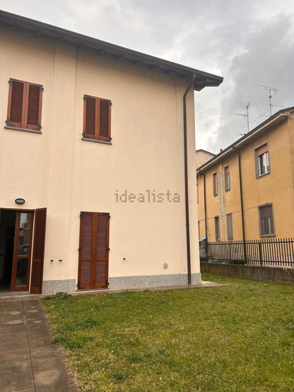 appartamento in vendita a Mezzago