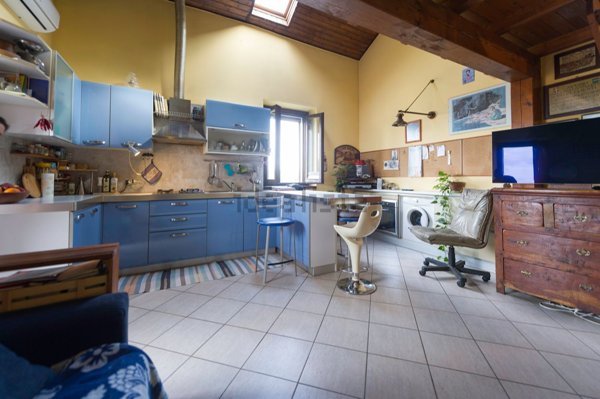 appartamento in vendita a Mezzago in zona Cascina Orobona