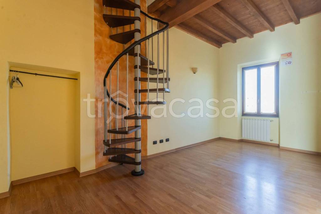 appartamento in vendita a Mezzago in zona Cascina Orobona