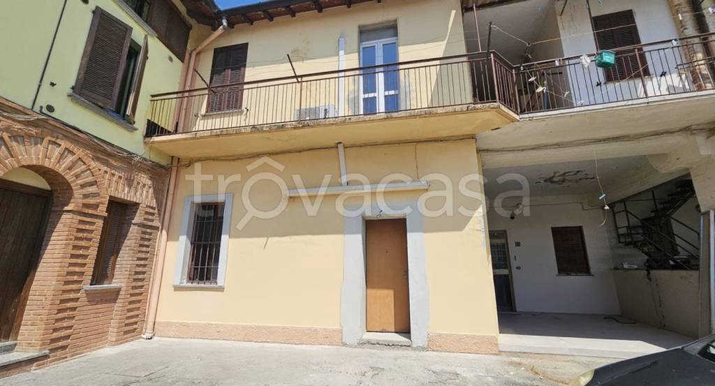 appartamento in vendita a Mezzago