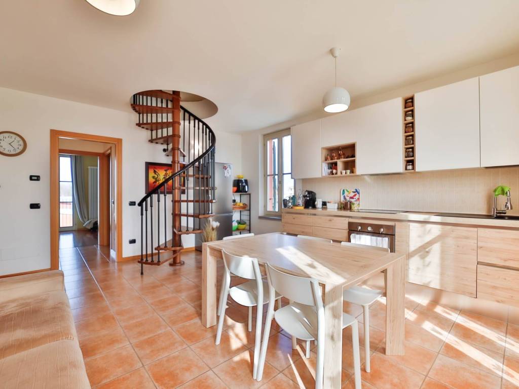 appartamento in vendita a Mezzago