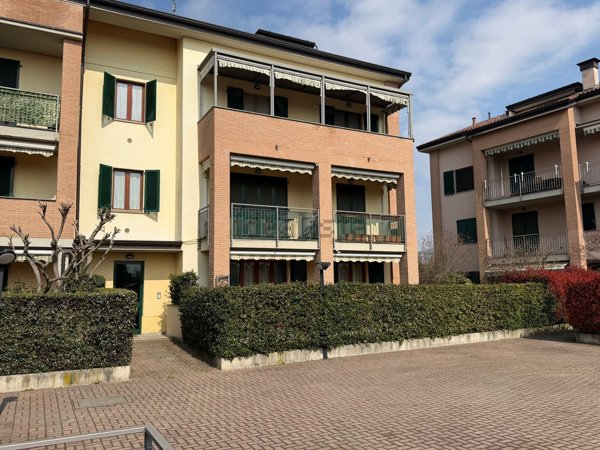 appartamento in vendita a Mezzago