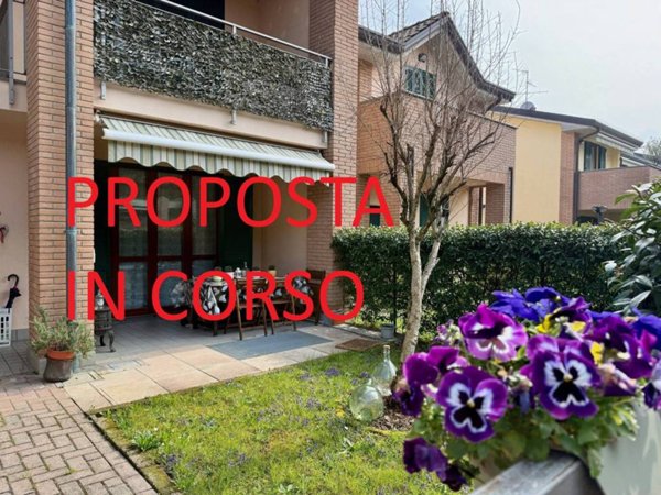 appartamento in vendita a Mezzago in zona Cascina Orobona