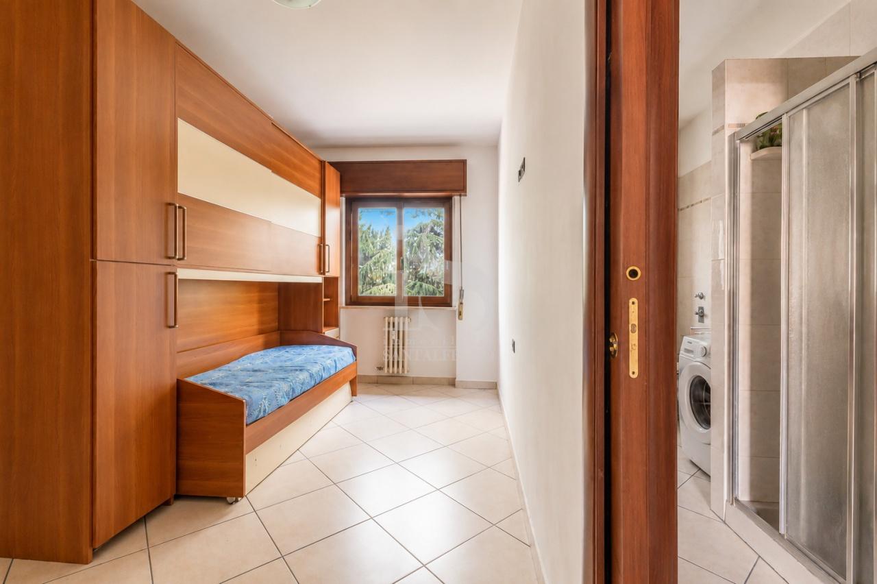 appartamento in vendita a Mezzago in zona Cascina Orobona