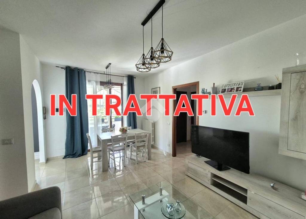 appartamento in vendita a Mezzago in zona Cascina Orobona