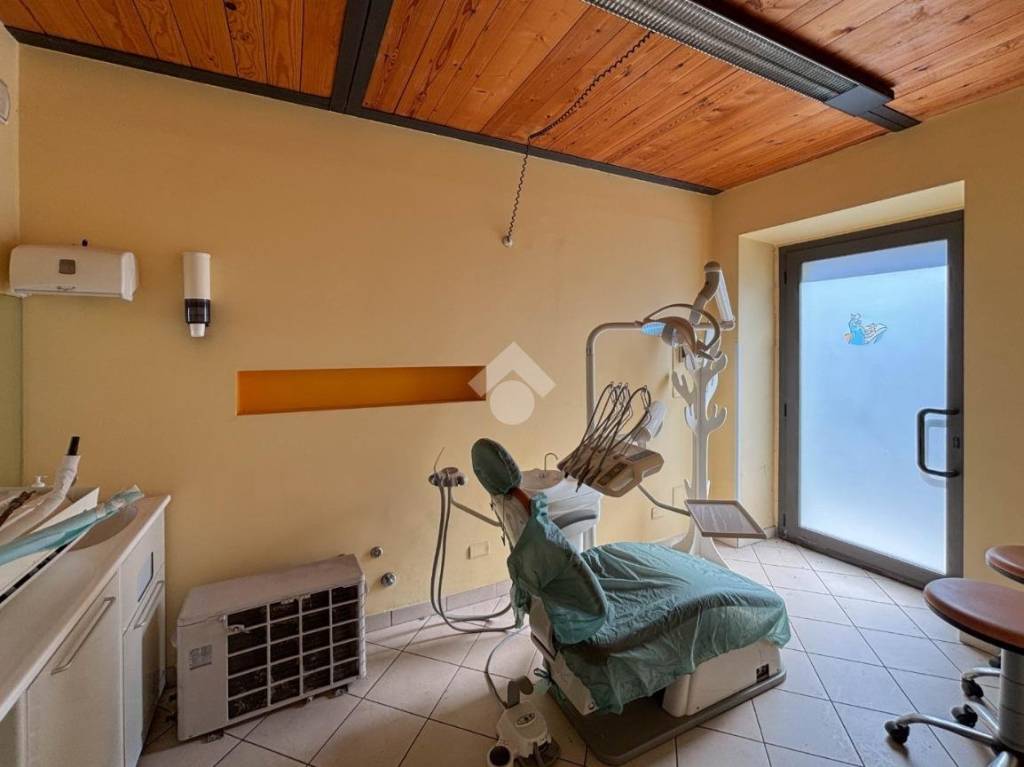 appartamento in vendita a Mezzago in zona Cascina Orobona