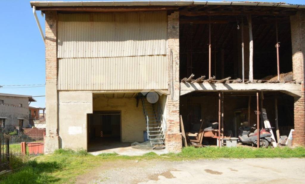 appartamento in vendita a Mezzago in zona Cascina Orobona