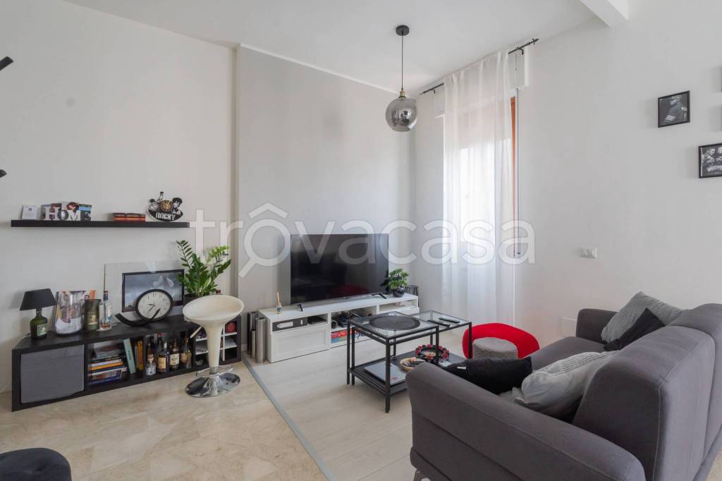 appartamento in vendita a Mezzago in zona Cascina Orobona