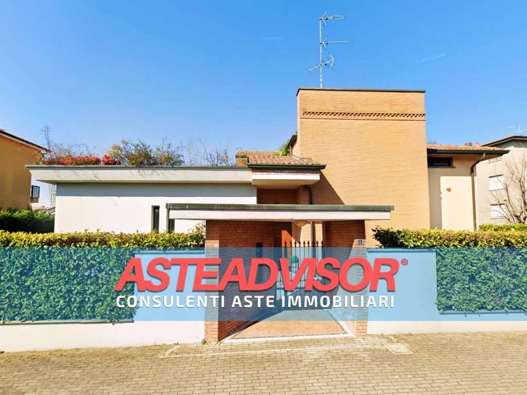 casa indipendente in vendita a Mezzago in zona Cascina Orobona