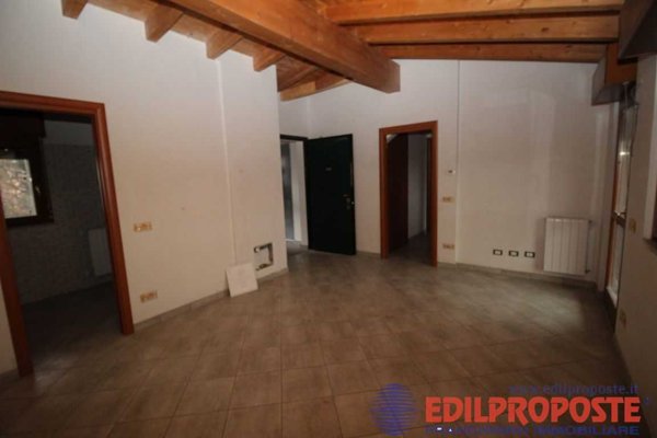appartamento in vendita a Misinto