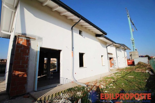 casa indipendente in vendita a Misinto