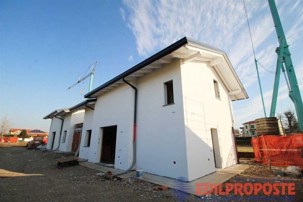 casa indipendente in vendita a Misinto